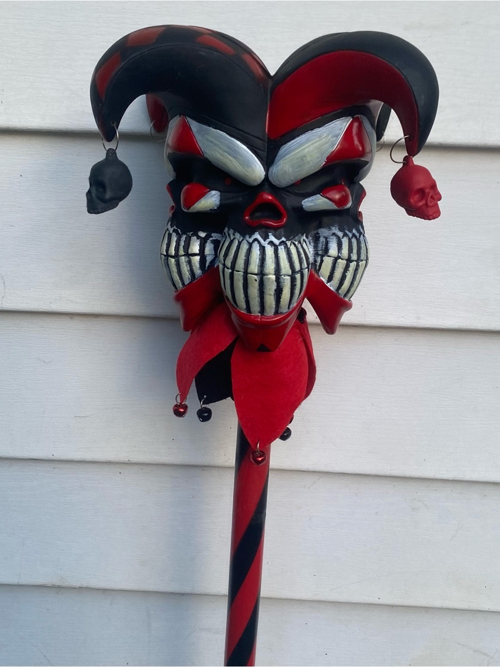 Creepy Jester Skull Halloween Prop Decor